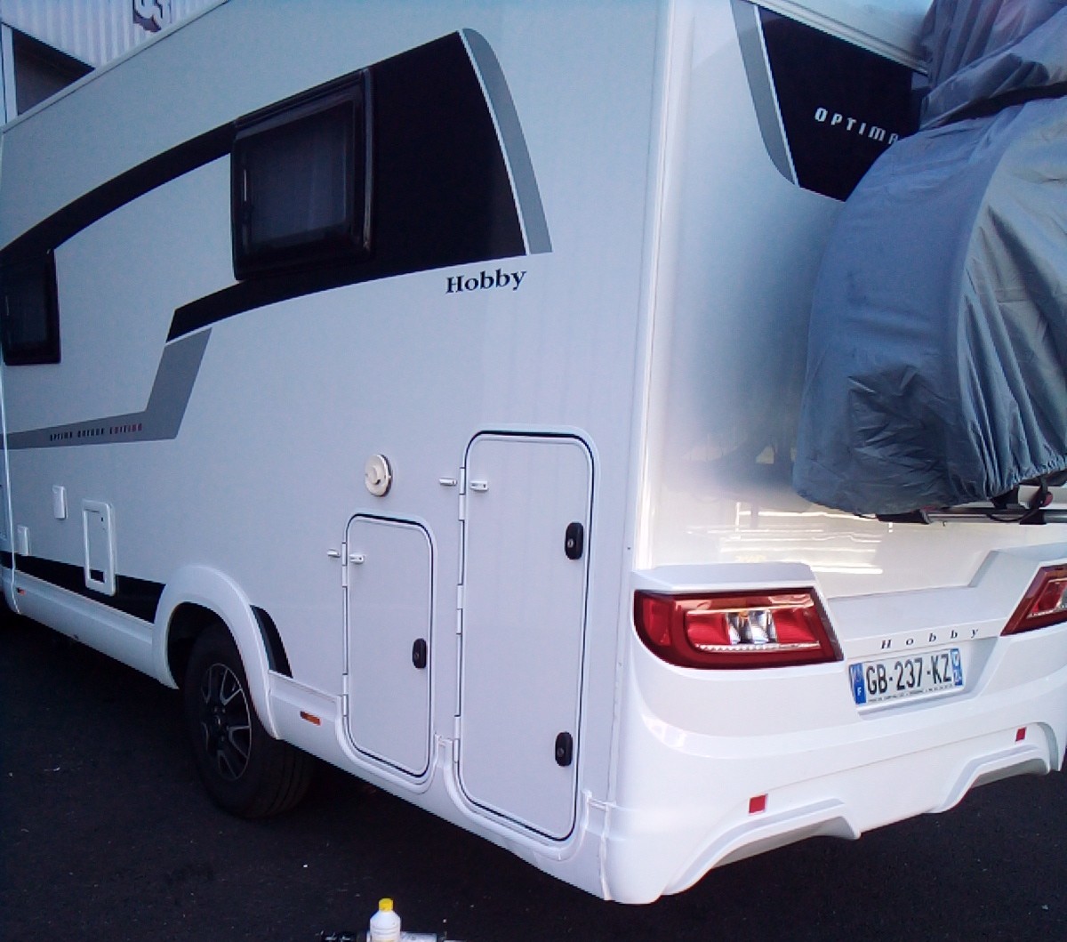 Service image